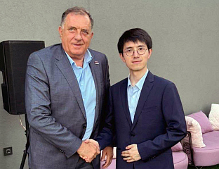ДОДИК СА САВЈЕТНИКОМ У КИНЕСКОМ МИНИСТАРСТВУ СПОЉНИХ ПОСЛОВА