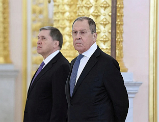 ЛАВРОВ И УШАКОВ УЗ ПУТИНА НА САСТАНКУ СА ТРАМПОМ