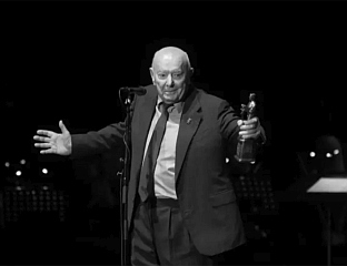 ПРЕМИНУО ДЕН ТАНА, НАЈПОЗНАТИЈИ АМЕРИКАНАЦ СРПСКОГ ПОРИЈЕКЛА