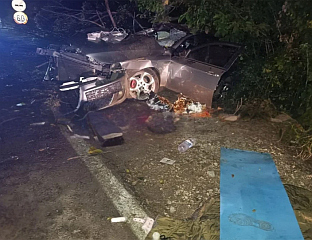 ПОГИНУЛА МАЛОЉЕTНА ДЈЕВОЈКА У TЕШКОЈ САОБРАЋАЈНОЈ НЕСРЕЋИ