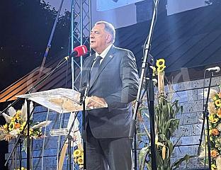 ДОДИК: НЕ СМИЈЕМО ОДУСТАТИ ОД НАШИХ МАНАСТИРА, ЦРКАВА, ОД НАШЕГ НАРОДА И РЕПУБЛИКЕ СРПСКЕ