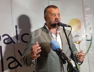 ДЕВЕТИ САЛОН ЖИЛАВКЕ ОКУПИО 50 ИЗЛАГАЧА
