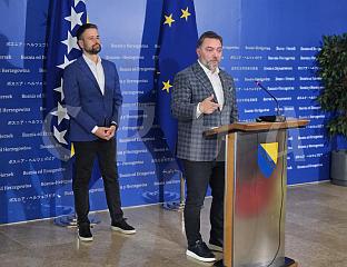 КОШАРАЦ: ФОРТО ДА У БРИСЕЛУ РЈЕШАВА ПРОБЛЕМЕ ПРЕВОЗНИКА