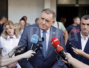 ДОДИК: СРПСКА ЋЕ ПОКАЗАТИ СОЛИДАРНОСТ И ПОМОЋИ ЉУДИМА ДА СТАНОВЕ ОБНОВЕ ПРИЈЕ ЗИМЕ