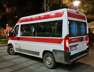 БЕБА ОД СЕДАМ ДАНА ПРОНАЂЕНА ПОРЕД КОНТЕЈНЕРА
