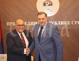 ПРЕДСЈЕДНИК ДОДИК ПОЖЕЛИО БРЗ ОПОРАВАК ЂУЛИЈАНИЈУ