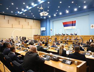 ИЗАБРАНА НОВА ВЛАДА СРПСКЕ