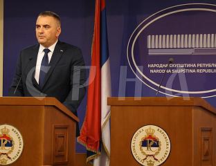 МИНИЋ: МИНИСТРИ ЋЕ ИНТЕНЗИВНО БОРАВИТИ У СВИМ ЛОКАЛНИМ ЗАЈЕДНИЦАМА