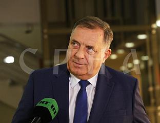 ДОДИК: РЕФЕРЕНДУМОМ ОДБАЦИТИ СТРАНУ ОКУПАЦИЈУ У БиХ