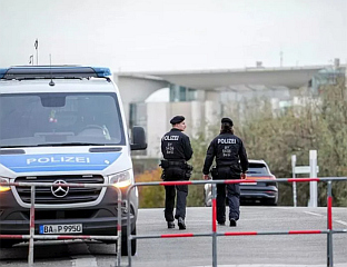 СТУДЕНТ УБО НОЖЕМ ПРОФЕСОРИЦУ НА КОЛЕЏУ У ЕСЕНУ