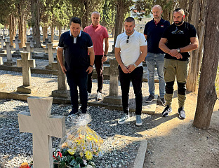 SRPSKA PARLIAMENT DELEGATION PAYS RESPECTS TO FALLEN SERB SOLDIERS AT ZEITENLIK CEMETARY