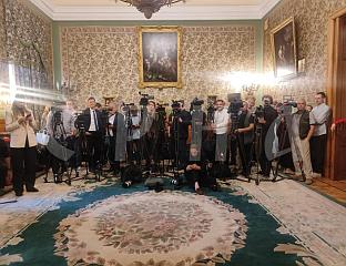 ВЕЛИКО ИНТЕРЕСОВАЊЕ МЕДИЈА ЗА СУСРЕТ ДОДИКА И ЛАВРОВА