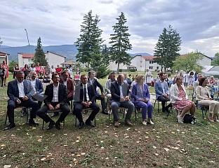 ЈУЈИЋ: НЕОПХОДНО ДА ЛОКАЛНЕ ЗАЈЕДНИЦЕ ИЗМИРЕ ДУГОВАЊА
