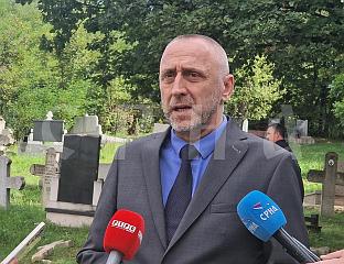 ЕГИЋ: ХИТНО ПРОНАЋИ ПОЧИНИОЦЕ, ВЛАДА СРПСКЕ ЋЕ ПОМОЋИ ОБНОВУ ГРОБЉА