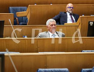 РАДМАНОВИЋ: ПРИЈЕДЛОГ БУЏЕТА НЕПРИМЈЕЊИВ И НЕУСТАВАН