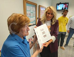 ПРОМОВИСАНА ПОШТАНСКА МАРКА ПОСВЕЋЕНА ЗНАКОВНОМ ЈЕЗИКУ