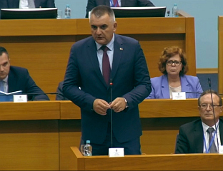МИНИЋ: ПОТРЕБАН КОНСЕНЗУС ДА СЕ НЕ ИДЕ НА ПРИЈЕВРЕМЕНЕ ИЗБОРЕ ЗА ПРЕДСЈЕДНИКА