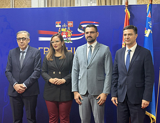ДЕЛЕГАЦИЈА СРПСКЕ НА ПРИЈЕМУ КОД ГРАДОНАЧЕЛНИКА НИША