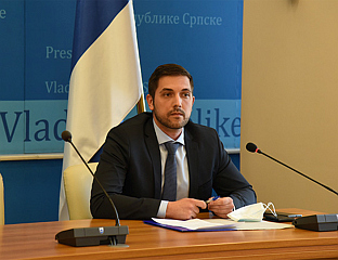 МЕЂУНАРОДНИ ИНТЕРВЕНЦИОНИЗАМ И ОХР НЕСПОЈИВИ СА ЕВРОПСКИМ ПУТЕМ БиХ