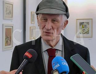 БЕЋКОВИЋ: ОДУЗИМАЊЕМ КЊИЖЕВНЕ НАГРАДЕ РАДОВАНУ КАРАЏИЋУ, ПОНОВО СУ ГА НАГРАДИЛИ
