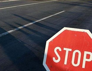 НА ПУТУ СРБАЦ-РАЗБОЈ ОБУСТАВЉЕН САОБРАЋАЈ ЗА ТЕРЕТНА ВОЗИЛА