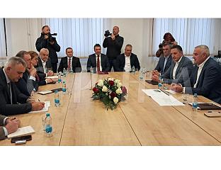 ДОДИК У ПОСЈЕТИ ХАН ПИЈЕСКУ