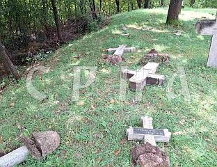 ВАНДАЛИЗАМ ОНЕМОГУЋАВА СРБИМА ДОСТОЈНО ОБИЉЕЖАВАЊЕ ЗАДУШНИЦА
