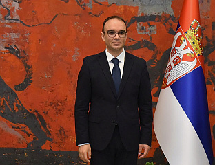 ВРАЊЕШ: СКАНДАЛОЗНИМ ОДЛАСКОМ КОД ШМИТА ЛАГУМЏИЈА ПОКАЗАО У ЧИЈОЈ ЈЕ СЛУЖБИ