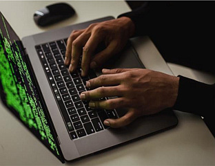 СТОТИНЕ ЛОЗИНКИ ВЛАДИНИХ ИНСТИТУЦИЈА ПРОЦУРИЛЕ НА ИНТЕРНЕТУ