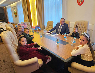 ДОДИК: У КАБИНЕТУ ДАНАС НАЈДРАЖА ДЕЛЕГАЦИЈА