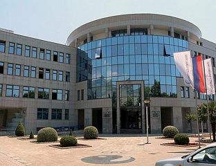 TОКОМ ЗИМЕ УРЕДНО СНАБДИЈЕВАЊЕ СTРУЈОМ