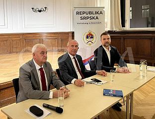 ПРЕДСТАВЉЕНА КЊИГА МИЛОРАДА ДОДИКА "ДРЖАВА"