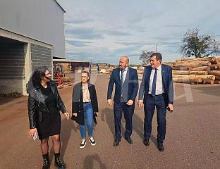 МИТРОВИЋ ПОСЈЕТИО ФИРМУ "ПЕЋИЋ КОМЕРЦ"