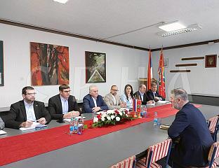 ПРУЖЕНА ПОДРШКА ЗА ИЗГРАДЊУ АМБУЛАНТЕ У РАЗБОЈУ