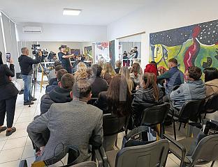 СЕМИНАР ФРИЗЕРА ОКУПИО 25 УЧЕСНИКА