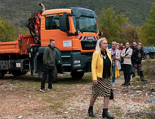 ГРАД НАСТАВЉА ДА КРЧИ ПУТ ДО КАМЕНОЛОМА, МЈЕШТАНИ НЕ ОДУСТАЈУ ОД БОРБЕ