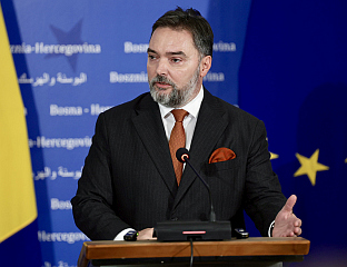 KOŠARAC: "TROIKA" AVOIDING LAWFUL APPOINTMENT OF CHIEF NEGOTIAITOR