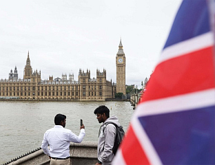 ВЕЛИКИ СТРАХ У БРИТАНСКОМ ДРУШТВУ ЗБОГ НАСИЉА МИГРАНАТА