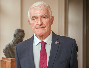 ПЛЕНКОВИЋЕВ САВЈЕТНИК РЕЛАТИВИЗУЈЕ НАПАД НА СРБЕ У СПЛИТУ