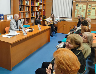 ПРОМОВИСАНА ЗБИРКА ЉУБАВНИХ ПЈЕСАМА "ОДАБРАНА" АЋИМА ТОДОРОВИЋА