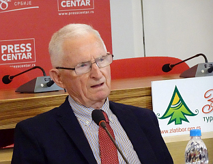 ЈОВАНОВИЋ: ХИЛ ПЕРЕ ТАЧИЈЕВУ БИОГРАФИЈУ КАКО БИ ОПРАВДАО НАТО АГРЕСИЈУ НА СРЈ