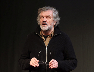 КУСТУРИЦА: АКО ЈЕ АНЂЕЛИНА ЏОЛИ РЕДИТЕЉ, ОНДА САМ ЈА АСТРОНАУТ!