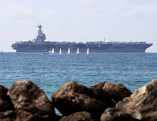 НОСАЧ АВИОНА "ЏЕРАЛД Р. ФОРД" СТИГАО НА КАРИБЕ