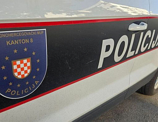 ЗАТЕЧЕНО 17 ДРЖАВЉАНА ТУРСКЕ, СУМЊА СЕ ДА СУ НАМЈЕРАВАЛИ ИЛЕГАЛНО ДА УЂУ У ЕУ