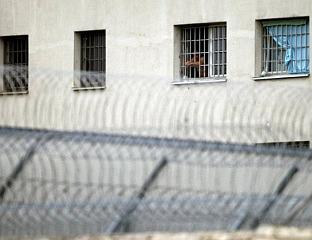 УМРЛО 10 ЗАТВОРЕНИКА У ГВАЈАКИЛУ