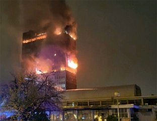 УХАПШЕНО ЈЕДНО ЛИЦЕ ЗБОГ ПОЖАРА У НЕБОДЕРУ "ВЈЕСНИКА"