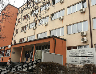 ОДРЕЂЕН ПРИТВОР ОСУМЊИЧЕНОМ ЗА ПОКУШАЈ УБИСТВА МАЈКЕ И СЕСТРЕ У ЗВОРНИКУ