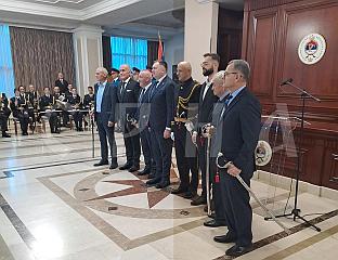 СВЕЧАНО УРУЧЕНЕ САБЉЕ ДИРЕКТОРИМА ПОЛИЦИЈЕ