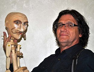 ПОЧИЊЕ ЛУТКАРСКИ ФЕСТИВАЛ "ОСМЕХ НИША", У ЖИРИЈУ И СЕЛЕКТОР "ЛУТ ФЕСТА"