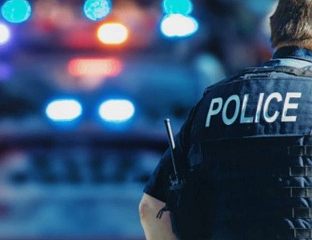 УХАПШЕНА ТРИНАЕСТОГОДИШЊА ДЈЕВОЈЧИЦА ЗБОГ СУМЊЕ ДА ЈЕ УБИЛА ЖЕНУ